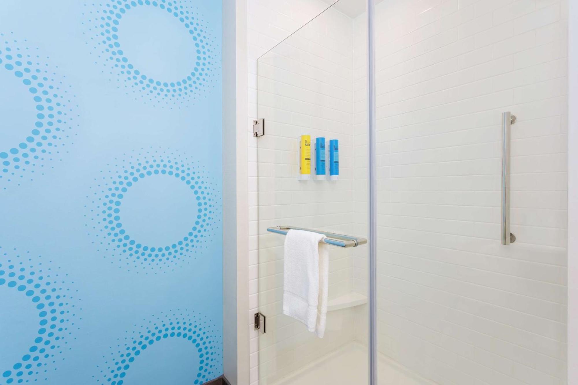 Tru By Hilton Panama City Beach Upper Grand Lagoon Exterior foto
